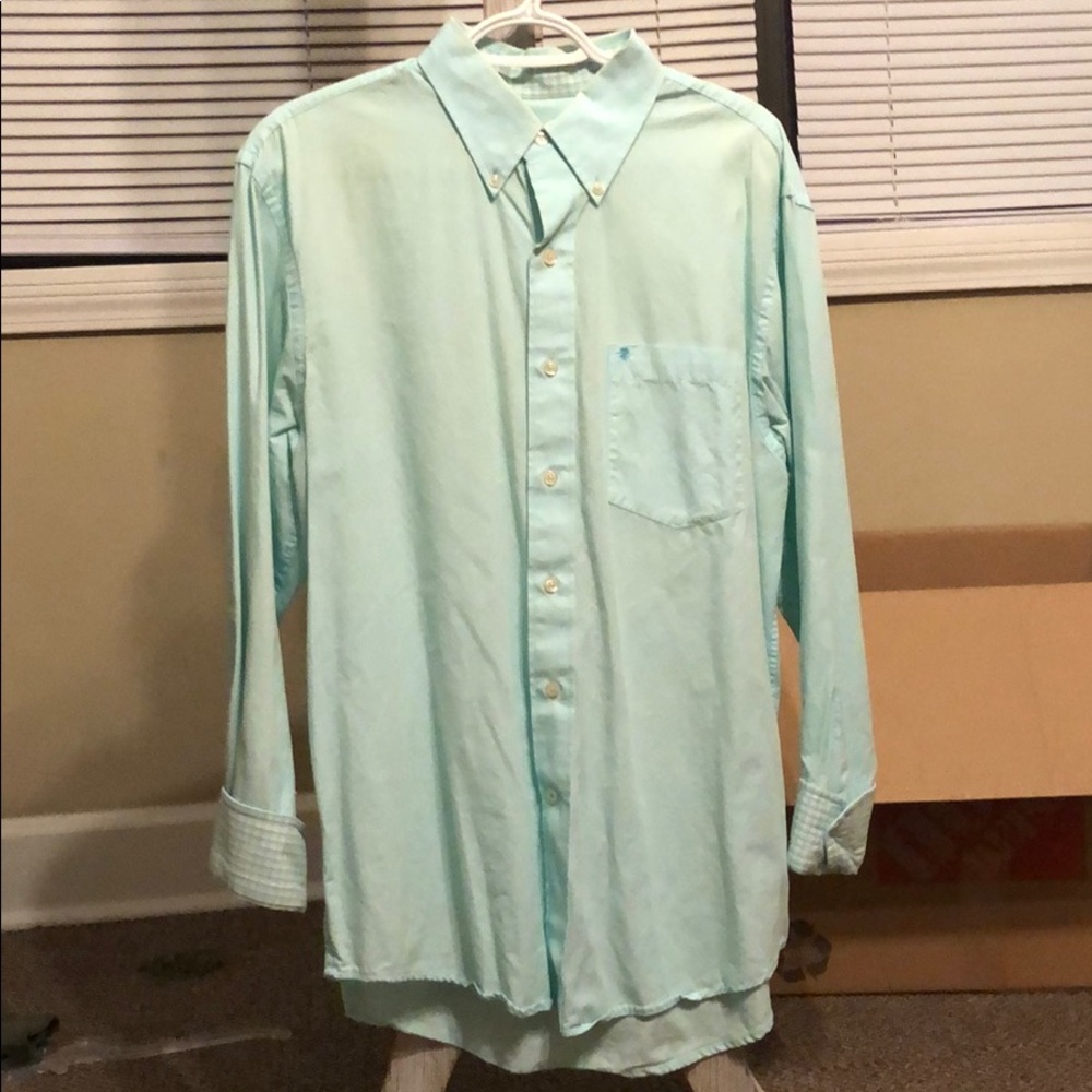 Izod button down